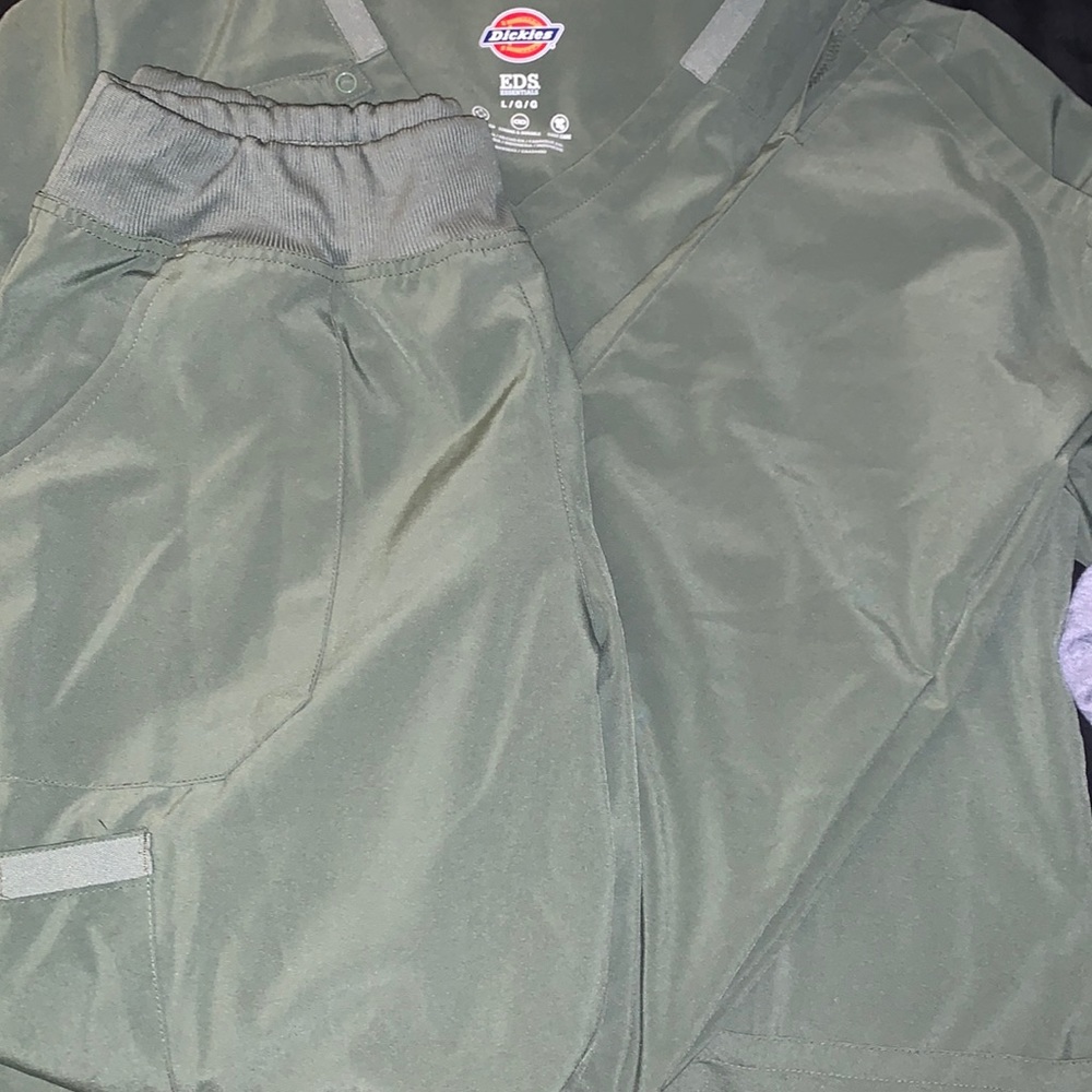 dickies scrub set - Picture 5 of 5